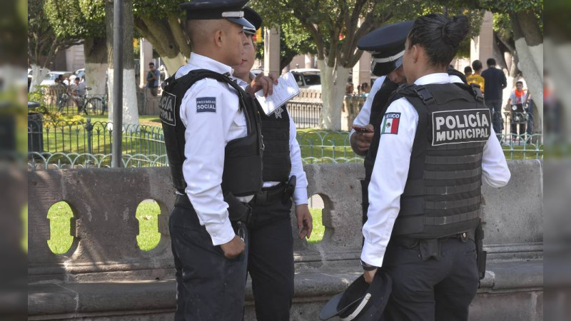 Muerto en Centro Histórico de Morelia, Michoacán, habría desarmado a mujer policía para quitarse la vida 