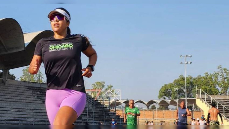 Atleta moreliana Daniela Camacho competirá en el Mundial de Triatlón 