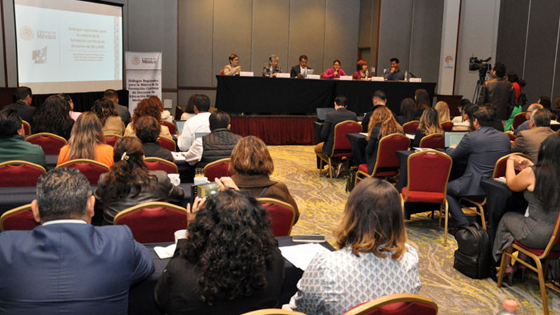 Mejoredu inauguró el tercer diálogo regional para la mejora de la formación continua de docentes de educación básica y media superior 