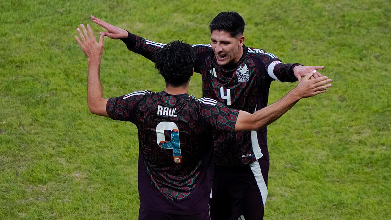 México derrota a Estados Unidos por primera vez en 5 años; le gana 2-0 