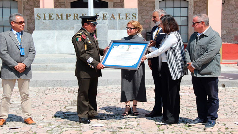 Reconoce ONG moreliana labor de los militares 