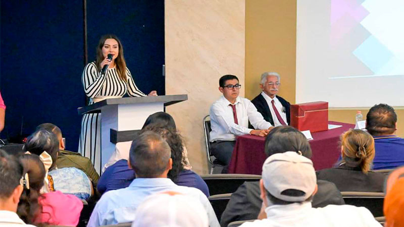 Pone en marcha Mónica Valdez consulta ciudadana para elaboración de Plan de Gobierno Municipal 