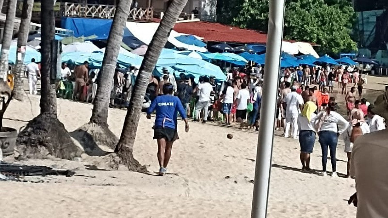 Hieren de bala a turista en playa de Acapulco, Guerrero 