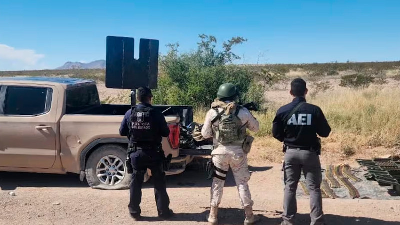 Aseguran arsenal y vehículos con blindaje artesanal en Ojinaga, Chihuahua 