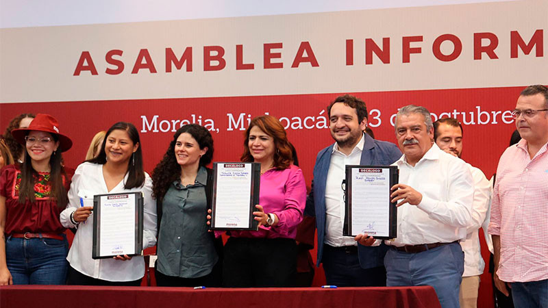 "Que la unidad se dé en los hechos", enuncia Morón en Asamblea Informativa de Morena 