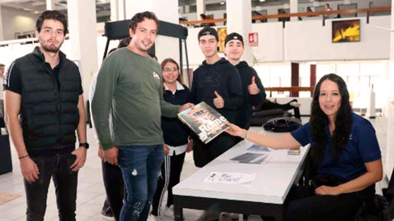 Celebran los 70 años de la carrera de Arquitectura en la Universidad Autónoma de Guadalajara 