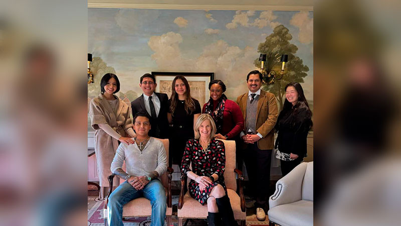 Reconoce Universidad de Harvard a Christian Nodal 