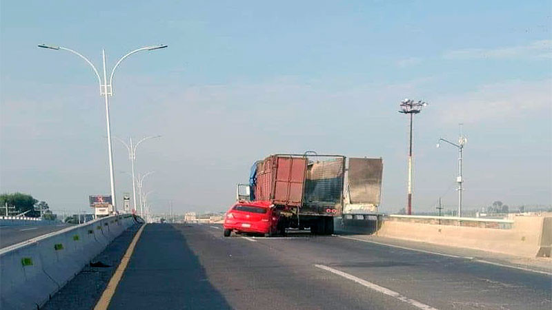 Se registra accidente en la carretera a Bernal, Querétaro; copiloto pierde la vida  