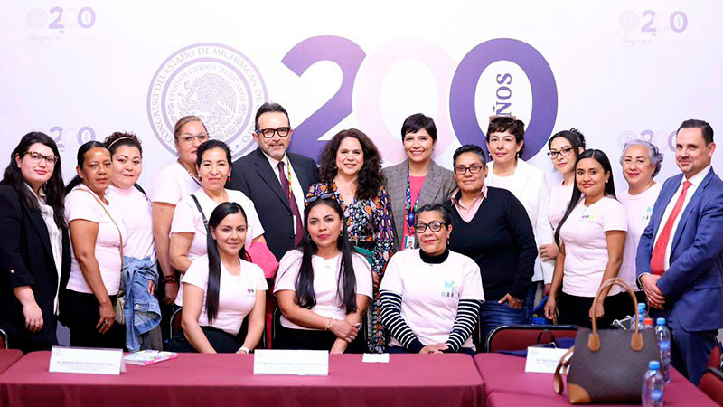 Estamos con las mujeres que padecen cáncer de mama: Melba Albavera 