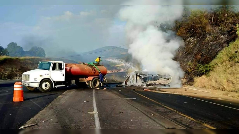 Aumenta a ocho el número de muertos tras accidente en la Siglo XXI