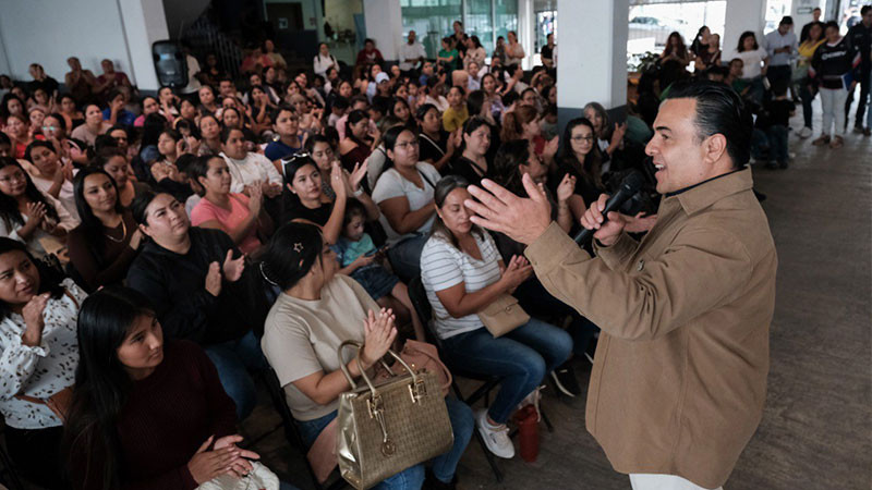 Mamás estudiantes y trabajadoras de Querétaro reciben apoyos para el Cuidado Infantil 