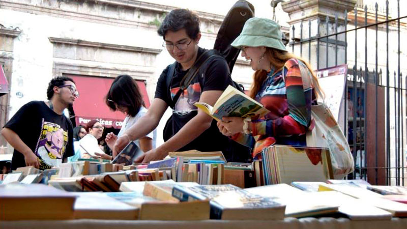 Descubre nuevas joyas literarias en la Feria del Libro de Ocasión, en Morelia, Michoacán 