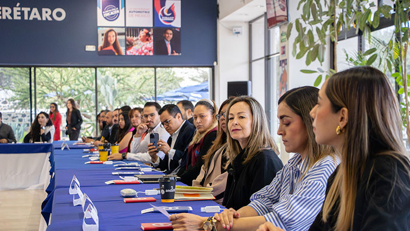 Fortalecen Universidad Politécnica de Querétaro y empresarios competitividad del estado con alianzas 