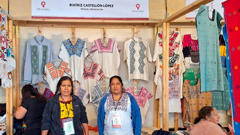 Artesanos de Michoacán presumen riqueza cultural en la CDMX 