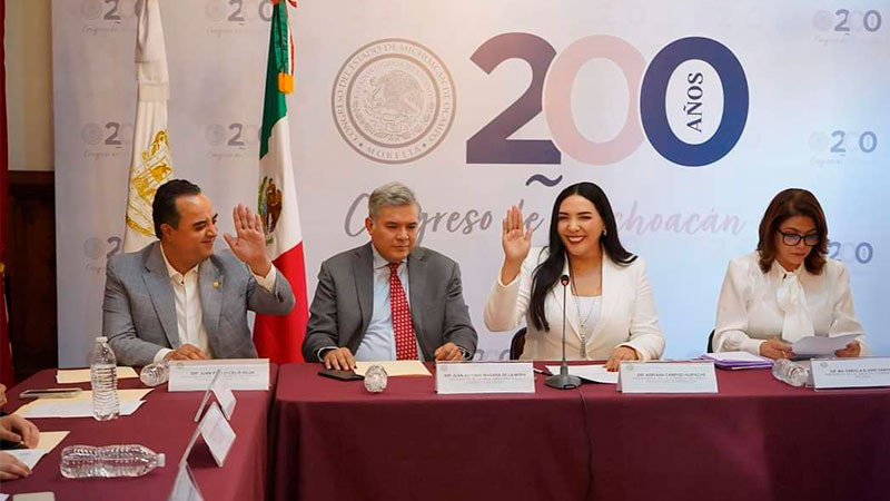 Vamos a fortalecer a la comunidad científica en Michoacán: Adriana Campos 