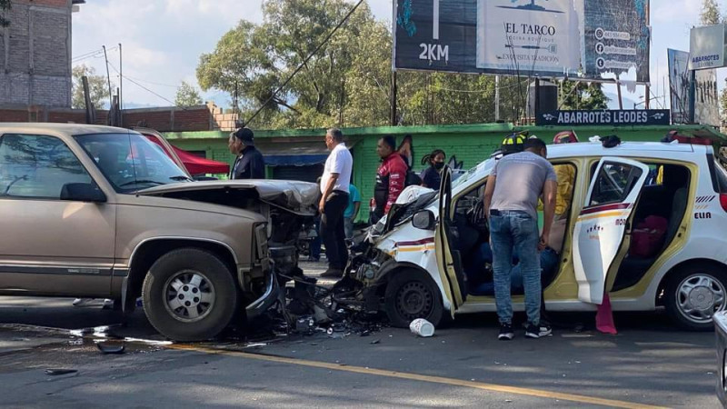 Choque en la Morelia-Quiroga deja cuatro heridos