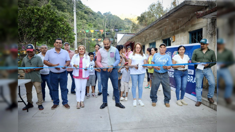 Invierten más de 2 mdp en rehabilitación de calles en Pinal de Amoles, Querétaro