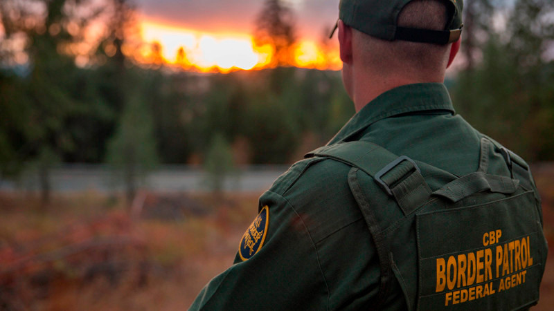 Se registra un promedio diario de mil 800 detenciones en frontera suroeste de EEUU 