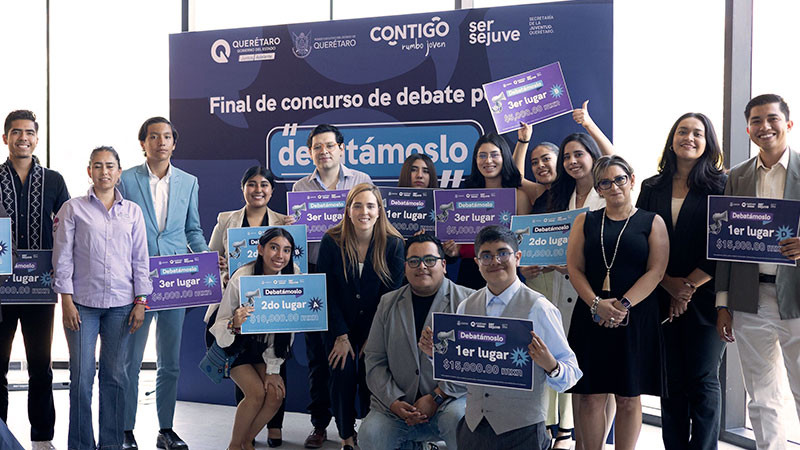 Premian a ganadores de Debatámoslo 2024, en Querétaro 