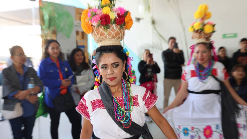 Apoya DIF Estatal el emprendimiento de las mujeres queretanas en la Casa de la Mujer 