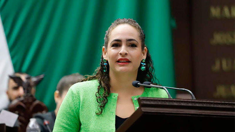 Sandra Arreola celebra aprobación en Michoacán a reforma federal para prevenir el maltrato animal 