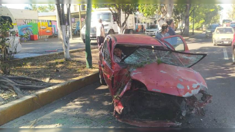 Choque en Morelia, Michoacán deja un  herido 