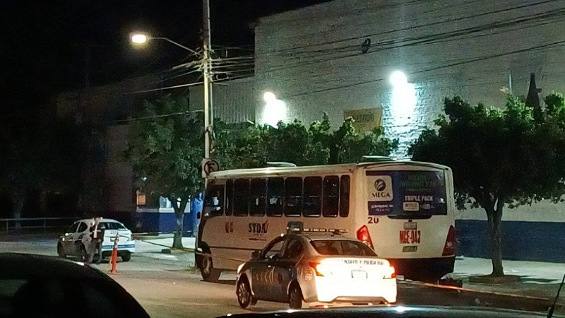 Camión de transporte público atropella a peatón y muere; fue en Celaya, Guanajuato 