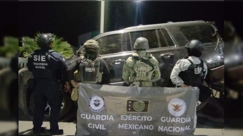 Aseguran armas y vehículos tras emboscada en Buenavista, Michoacán 