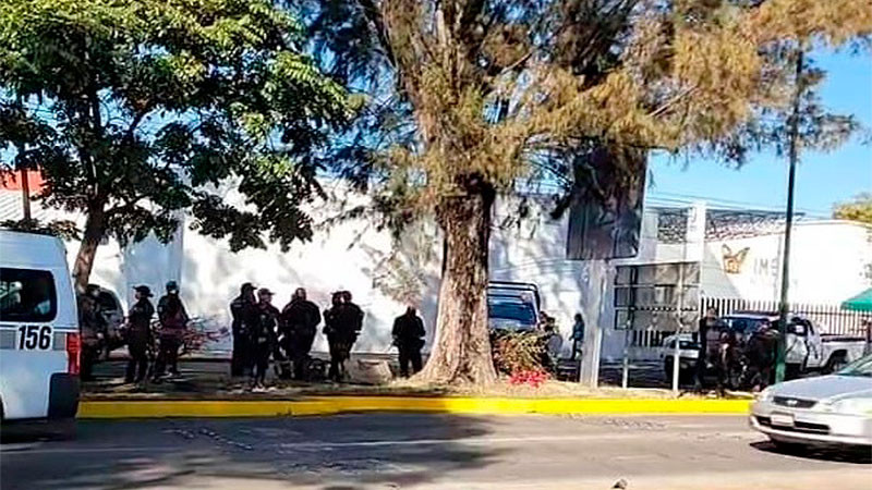 Balean a dos en Morelia, Michoacán; uno murió, el otro está herido 