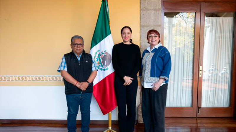 Fernanda Tapia nueva directora de Radio Educación 