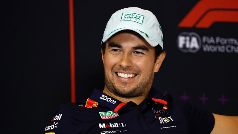 Checo Pérez se ve como piloto de Red Bull en 2025 