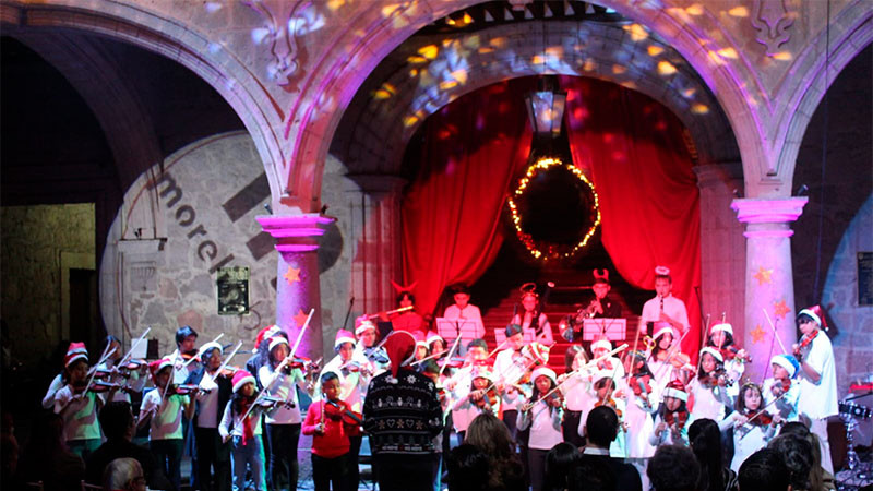 Coros y Orquestas Infantiles de Morelia demuestran su talento en Concierto Navideño 