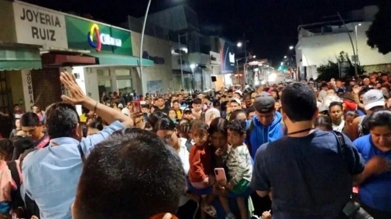 Caravana migrante toma rumbo desde Tapachula hacia Estados Unidos 