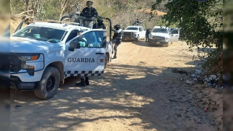 Atacan con artefactos explosivos a policías y militares en Chihuahua 