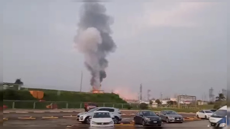 Se registra explosión en complejo petroquímico Cangrejera, en Veracruz 