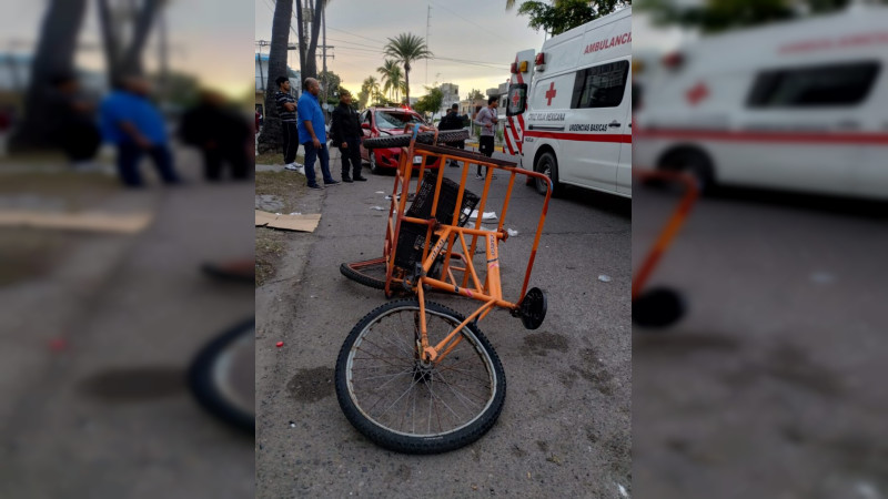 Matan a balazos a joven conductora de un triciclo, en Zamora, Michoacán 