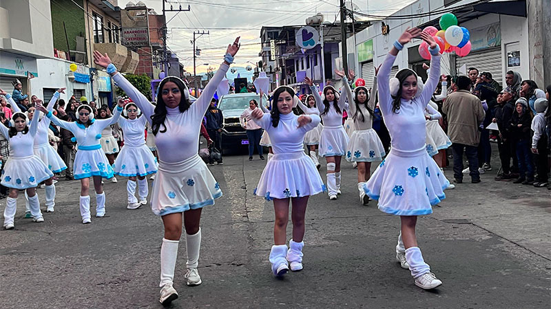 Realizan en Ciudad Hidalgo la caravana de los Reyes Magos 