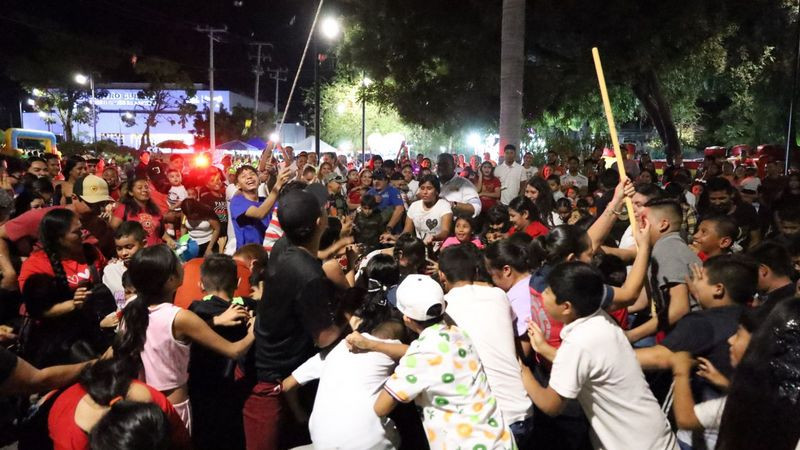 Llena de alegría el Festival de Día de Reyes en Apatzingán, Michoacán