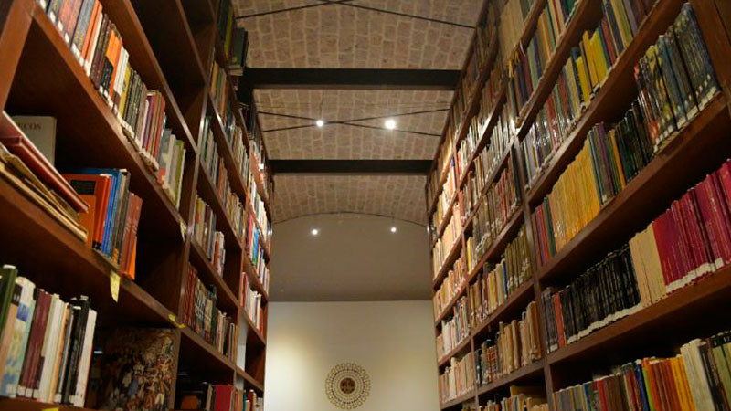 Descubre estos tesoros literarios en la Biblioteca Bosch-Vargaslugo de Morelia, Michoacán 