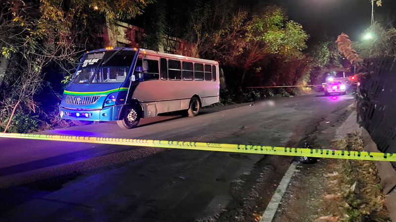 Muere motociclista, fue arrollado por un camión de trasporte público en Morelia, Michoacán  