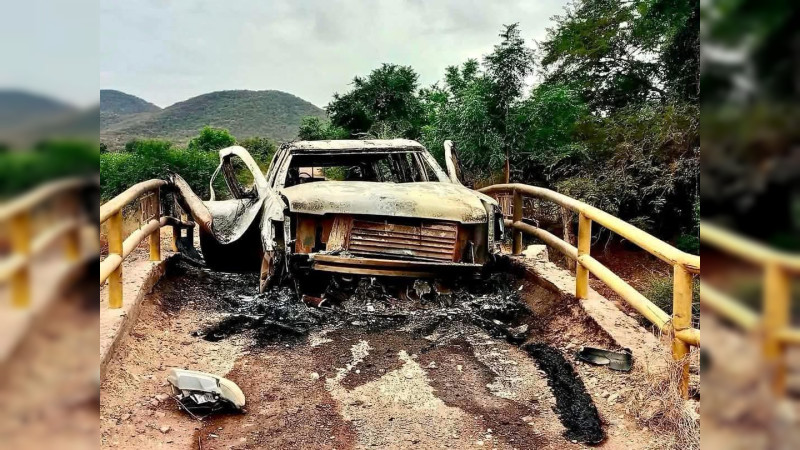 Camioneta pasa por mina explosiva y los ocupantes murieron, pasó en Apatzingán, Michoacán 