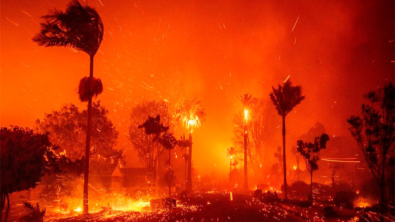 Cifra de muertos por incendios en Los Ángeles aumenta a 24 