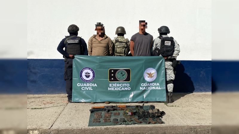 Caen dos miembros de la delincuencia con rifles de grueso calibre, en Buenavista, Michoacán 