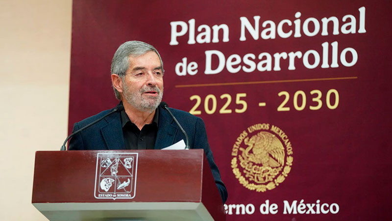 Llama De la Fuente a enfrentar con unidad y dignidad la defensa de los connacionales en el exterior 