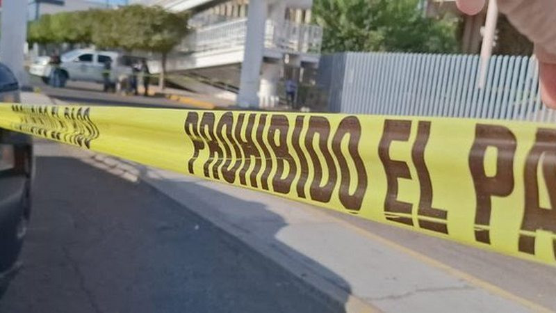 Abandonan cuerpo de excomandante frente al Congreso de Sinaloa; había sido privado de la libertad