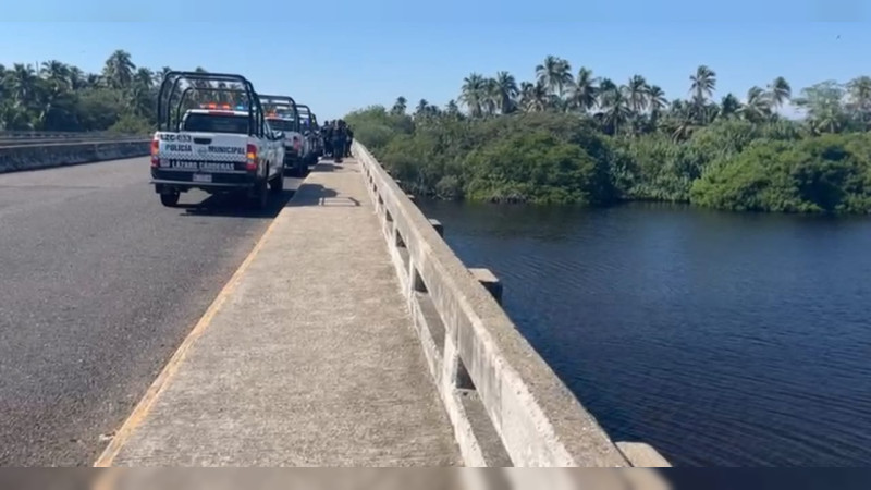 Hallan cuerpo sin vida en un estero en Lázaro Cárdenas, Michoacán 