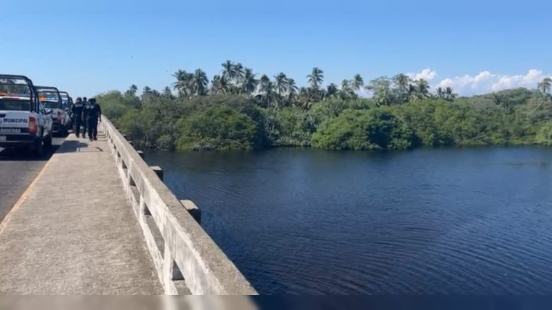 Hallan cuerpo sin vida en un estero en Lázaro Cárdenas, Michoacán 