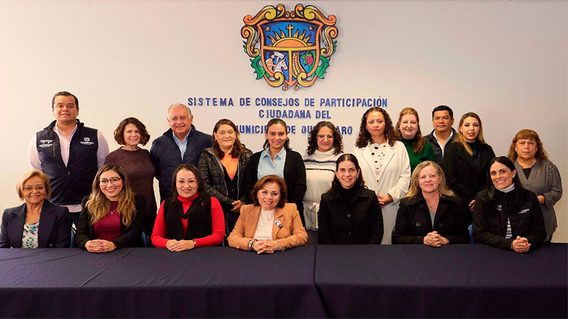 Encabeza presidenta del SMDIF Querétaro la sesión del Consejo Temático de la Familia 