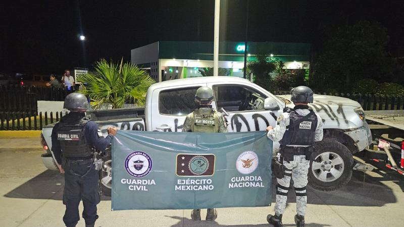 En Buenavista, Michoacán, aseguran 7 vehículos, un arma y cartuchos útiles 