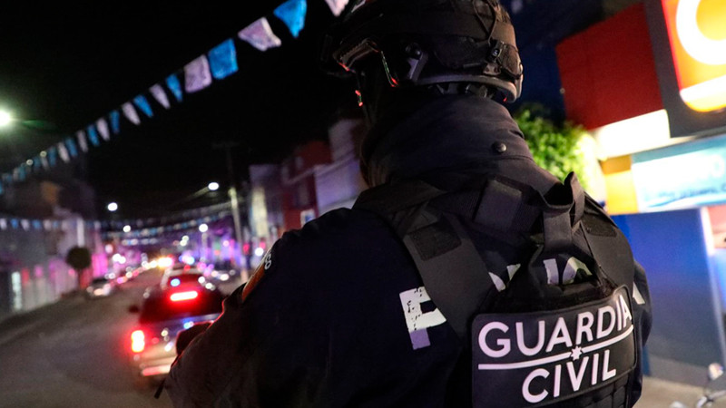 Las Guardias Civil y Nacional, Ejército y FGE vigilan centros nocturnos en Morelia, Michoacán 